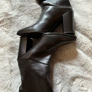 Stuart Weitzman Boots Never Worn